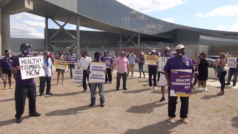 COVID-19 Deaths Loom Over Airport Workers’ Ongoing Fight for Healthy Terminals Act